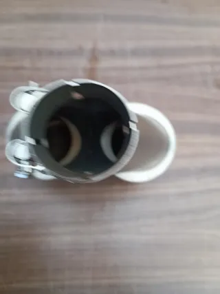 ER Punta de silenciador de doble salida, tipo "U".