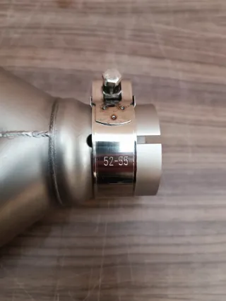 ER Punta de silenciador de doble salida, tipo "U".