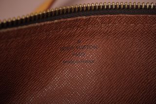 Louis Vuitton Papillon 30 Borsa