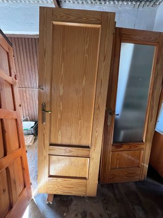 5 Puertas Madera (3 Izq, 2 Der)