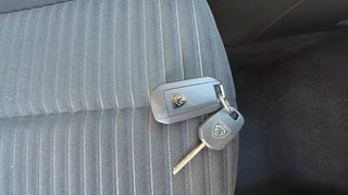 Peugeot 208 PureTech 100 Active 75 kW (100 CV)