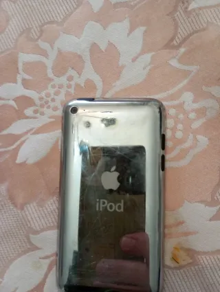 Apple iPod Touch 8GB Argento