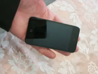 Apple iPod Touch 8GB Argento