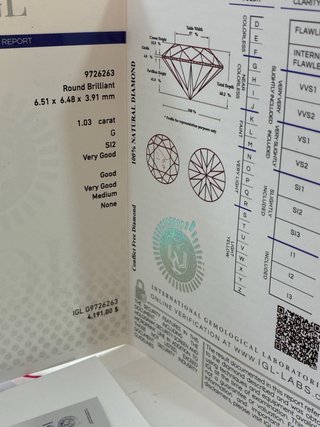 Cadena t colgante Oro 18k Con 1.03 Diamante natura