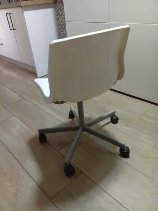 Silla IKEA Snille Blanca