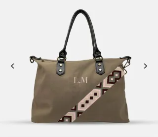 Bolso de lona beige con iniciales M.J.