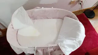 Cuna Moisés Bebé Rosa con Soporte