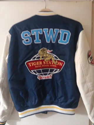 Chaqueta Pull&Bear Azul Talla S