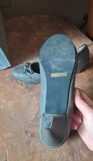 Décolleté donna grigie con fiocco