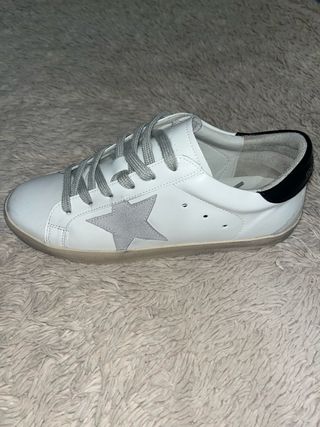 Golden Goose Sneakers Blancas con Estrella Gris