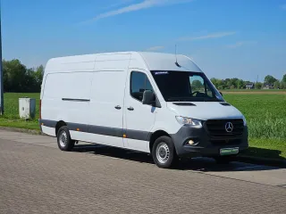 ALQUILER DE FURGONETA CON CONDUCTOR ECONÓMICOS.