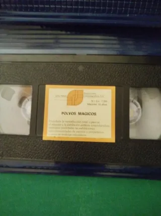 Película VHS Polvos Mágicos (Alfredo Landa)
