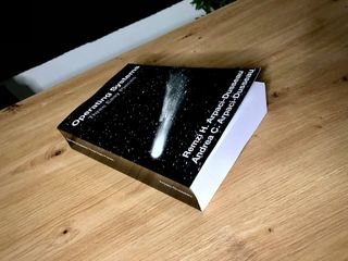 Espectacular Three Easy Pieces OS (Nuevo)