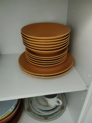 Platos sueltos cerámica color naranja/amarillo