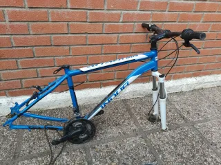 Cuadro Montanbike Azul