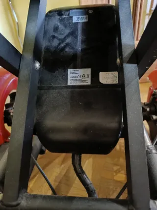 Scooter movilidad reducida negra y roja