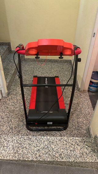 Cinta de Correr Deluxe Fitness Roja