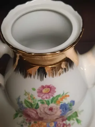 Caffettiera con piatto decorato L.Depos