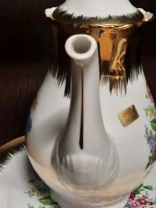 Caffettiera con piatto decorato L.Depos