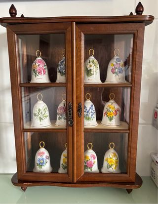 Collezione 12 Campanelle in Porcellana dei Mesi