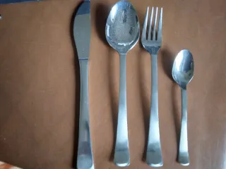 Set Posate Acciaio per 12 persone