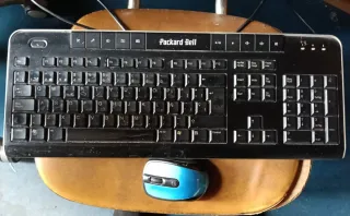 PC LG Negro con Monitor