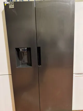 Nevera Americano Samsung pequeños desperfectos