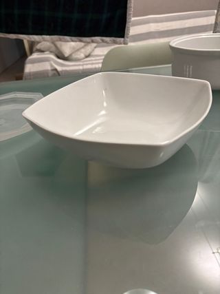 Ciotola in ceramica con decoro floreale