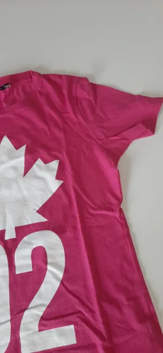 Maglietta rosa Dsquared2 con foglia d'acero