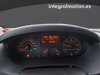 Citroën Jumper Chassis cab 4-35 L3 BlueHDi 165 PLATAFORMA TRASERA