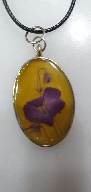 Colgantes Resina Hechos a Mano