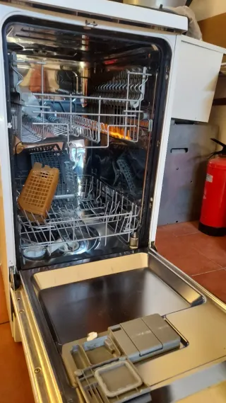 Lavavajilla Blanco, pequeño