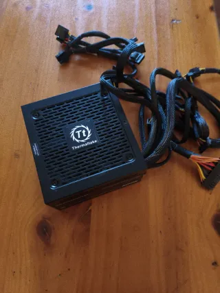 Fuente Alimentación Thermaltake 600W 80 Plus Gold