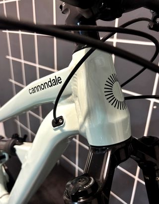 Bicicleta Cannondale Habit 3