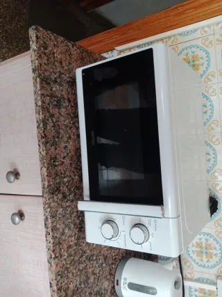 Freidora de aire Ufesa Cardinal Microondas