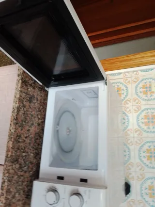 Freidora de aire Ufesa Cardinal Microondas