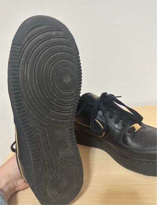 Nike Air Force 1 nere oro 36.5
