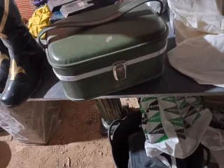 Lote de maletas vintage con llaves