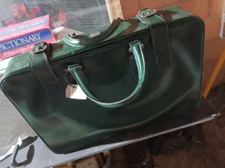 Lote de maletas vintage con llaves