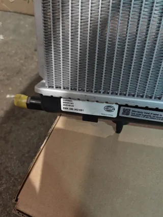 Radiador Hella Peugeot y citroen