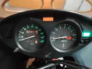 Honda Deauville Roja