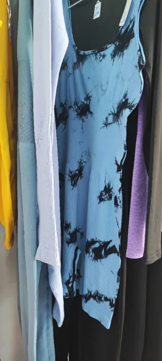 Ropa deportiva mujer nueva c. General Riera 50