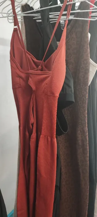 Ropa deportiva mujer nueva c. General Riera 50