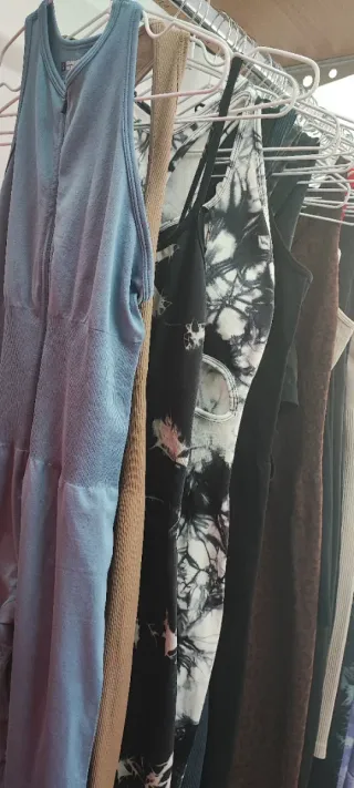 Ropa deportiva mujer nueva c. General Riera 50