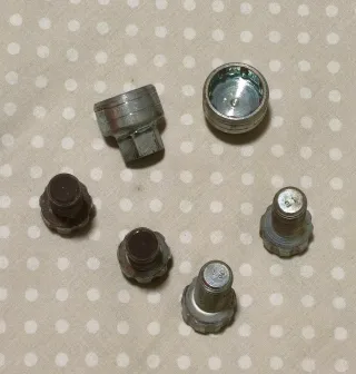 Tornillos Antirrobo Peugeot Citroen