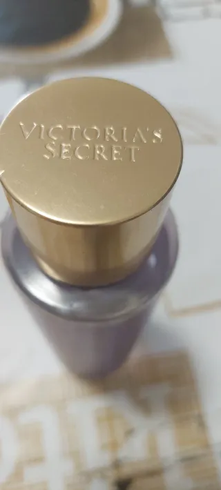 Victoria's Secret Love Spell Fragrance Mist