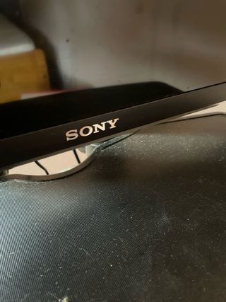 Sony Smart TV 28” Con soporte