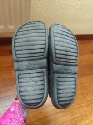 Crocs negros talla 40-41