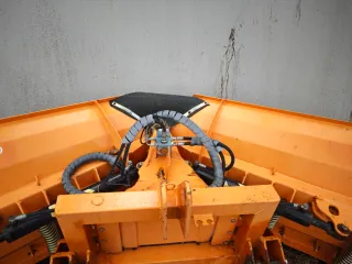 Cuchilla quitanieves para tractor