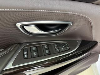 Renault Espace Initiale Paris Energy dCi 118kW TT EDC